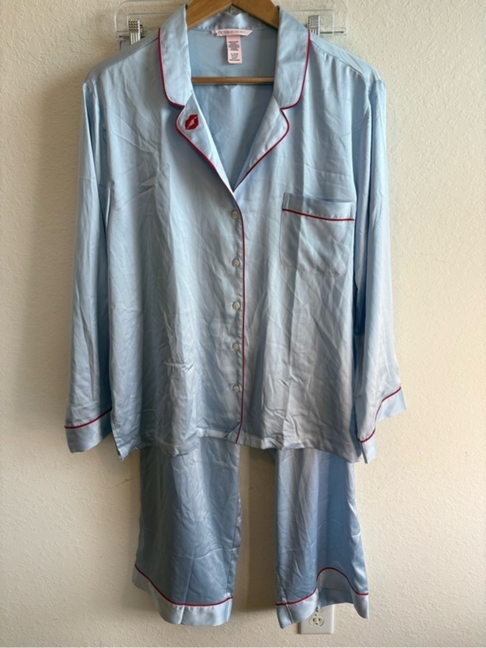 Victoria’s Secret Silky Light Blue Pajama Set with Red Piping Size XL